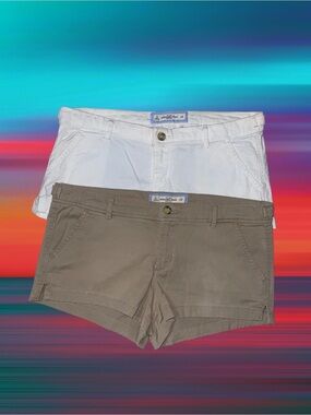 #26~Abercrombie & Fitch Shorts 2 pair White & Khaki, Size 8/29